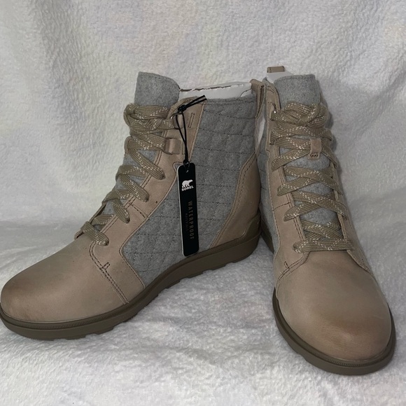 Sorel Women's Evie II Lace-Up Wedge Booties (NWB) - Picture 8 of 14